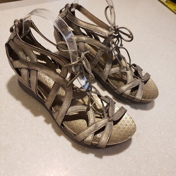 Corkys Boutique LACE Metallic Gunmetal Silver Wedge Gladiator Sandals Womens 10 - Picture 1 of 6